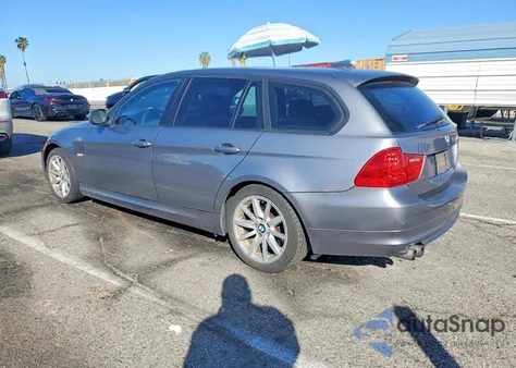 2010 BMW 328 I z USA, uszkodzony, nr VIN WBAUT9C51AA191330
